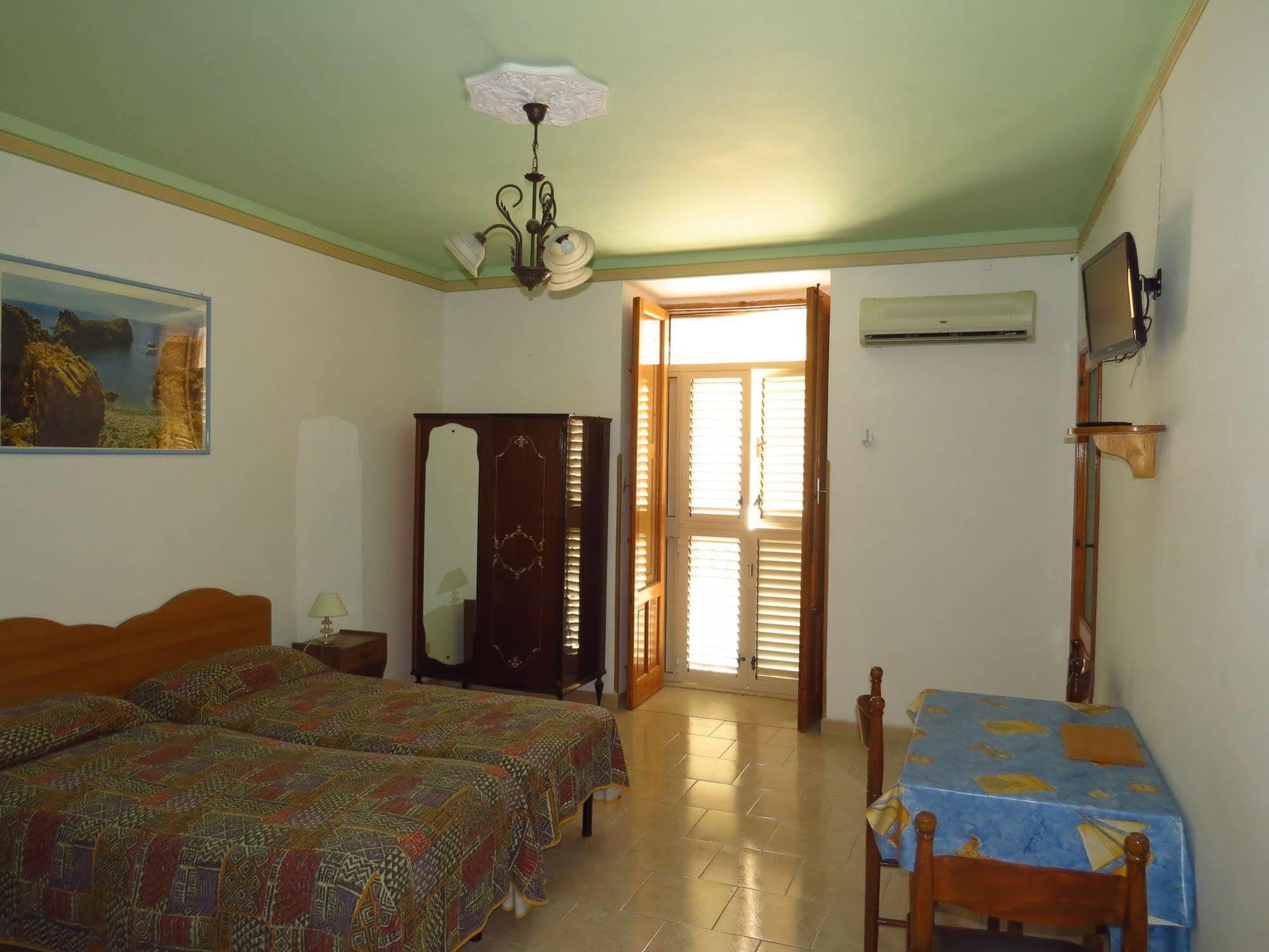 Casa Vittorio B&B Lipari (Isola Lipari) Exterior foto
