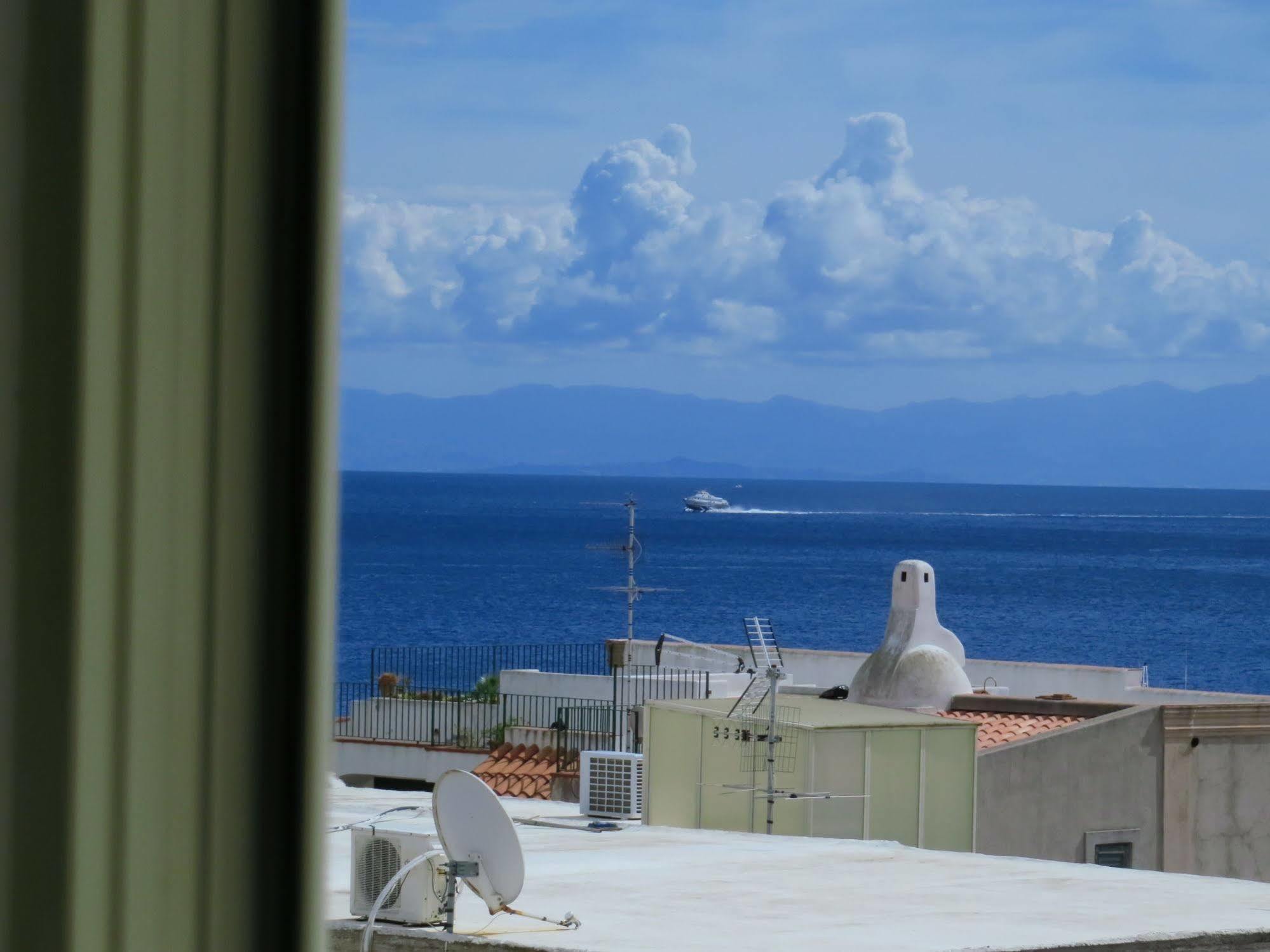 Casa Vittorio B&B Lipari (Isola Lipari) Exterior foto